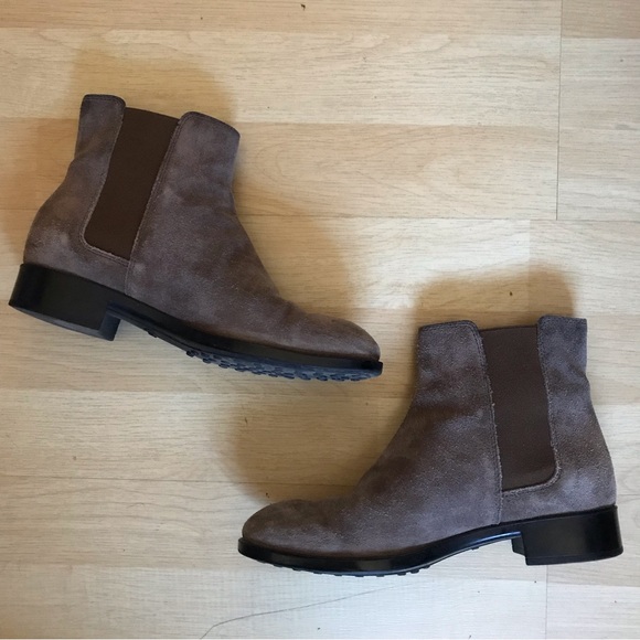 Tod’s Made in Italy Suede Leather Chelsea Ankle Boot Booties Taupe EU 35 / US 5 - Picture 2 of 6